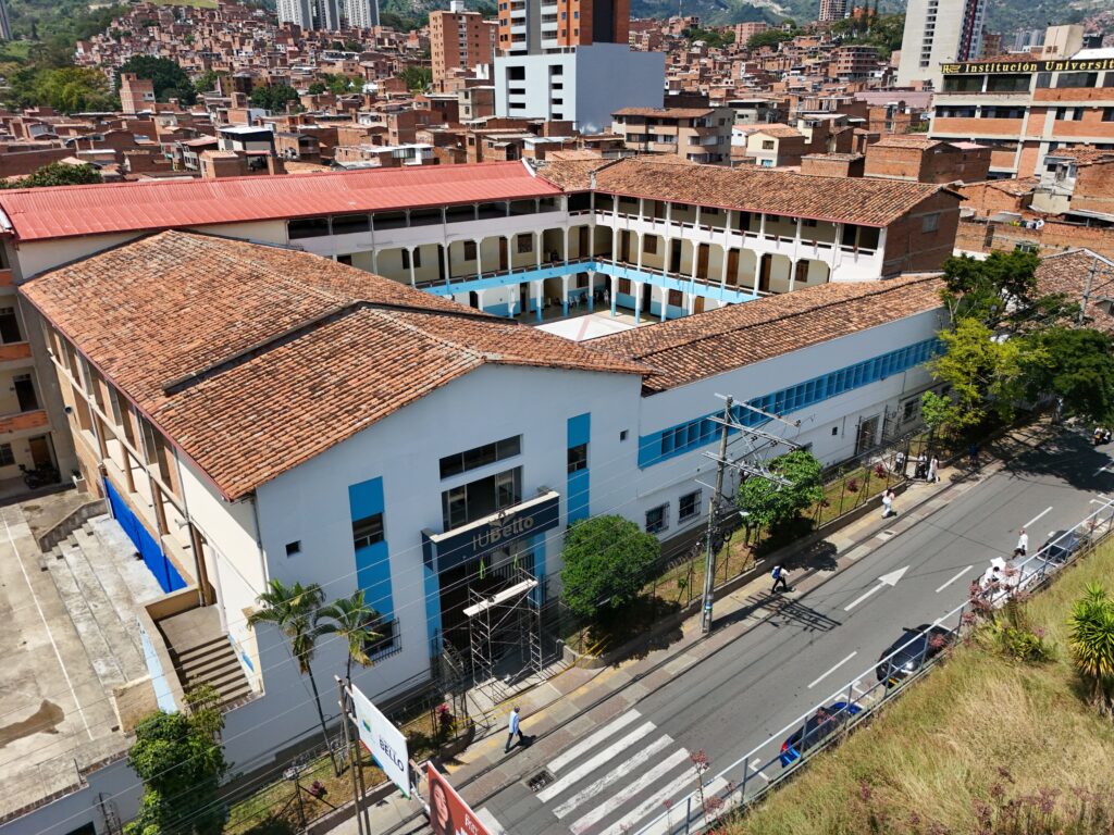 Edificio Académico Andrés Bello